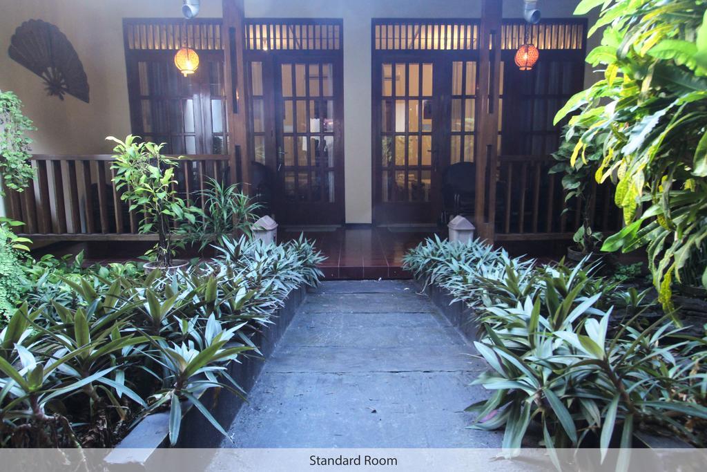Duta Guest House Jogjakarta Buitenkant foto