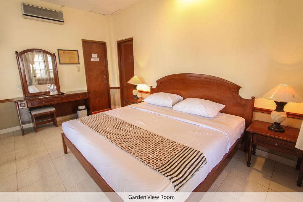 Duta Guest House Jogjakarta Buitenkant foto