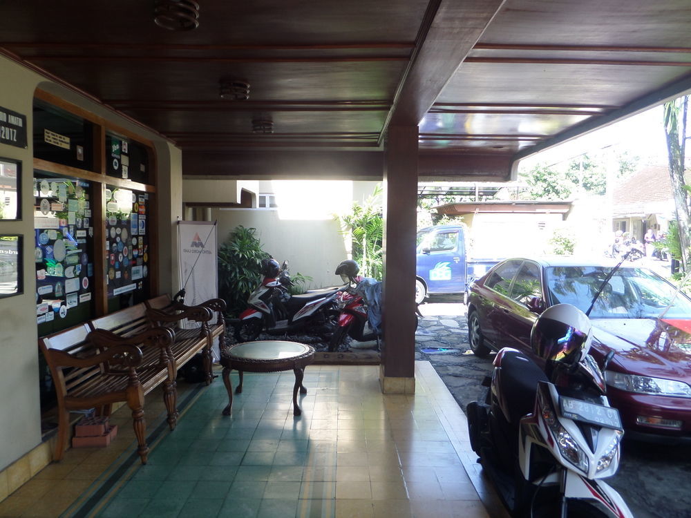 Duta Guest House Jogjakarta Buitenkant foto