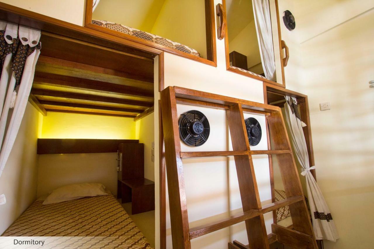 Duta Guest House Jogjakarta Buitenkant foto