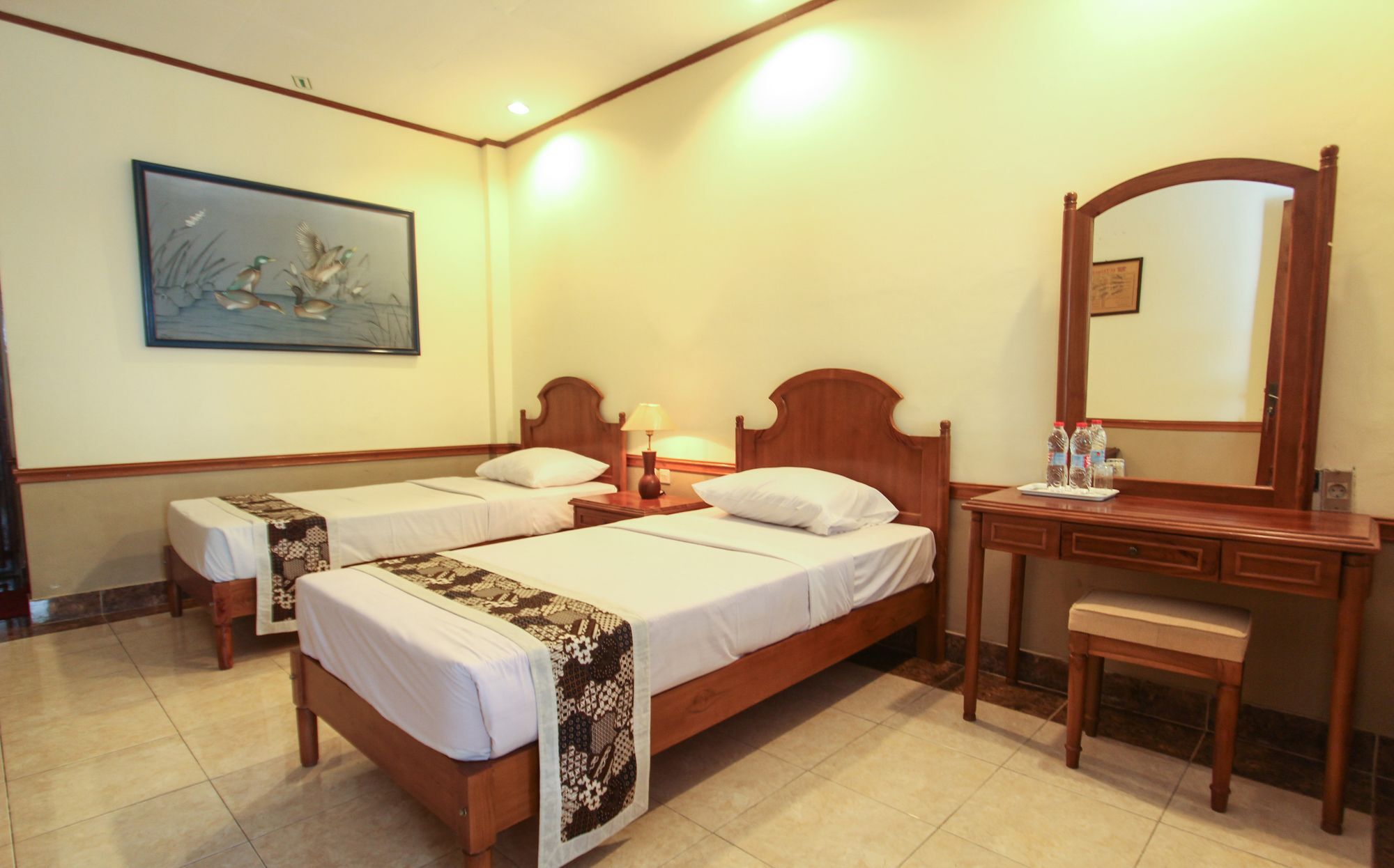 Duta Guest House Jogjakarta Buitenkant foto